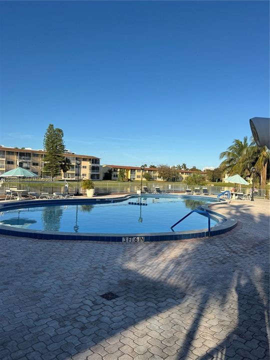 En Venta: $319,000 (2 camas, 2 baños, 1098 Pies cuadrados)