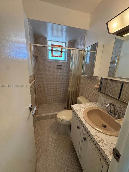 En Venta: $319,000 (2 camas, 2 baños, 1098 Pies cuadrados)