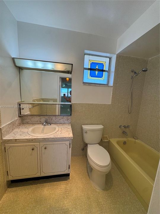 En Venta: $319,000 (2 camas, 2 baños, 1098 Pies cuadrados)