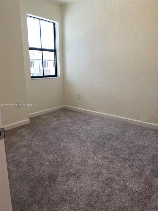 En Renta: $2,990 (3 camas, 2 baños, 1412 Pies cuadrados)