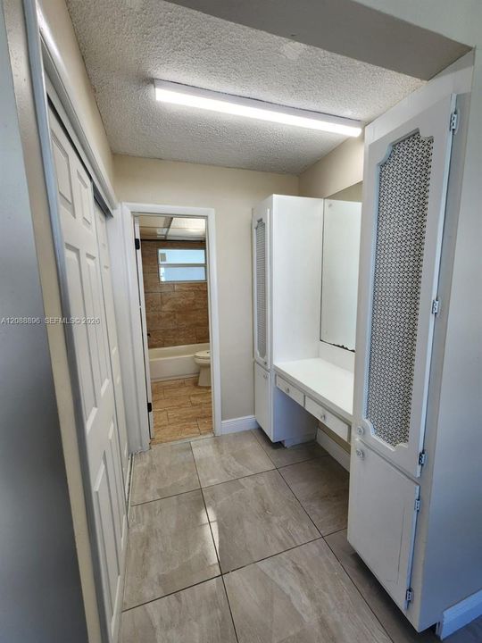 En Renta: $1,650 (2 camas, 2 baños, 950 Pies cuadrados)