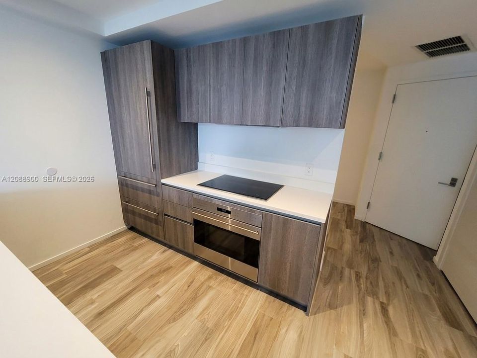 На продажу: $679,000 (1 спален, 2 ванн, 849 Квадратных фут)