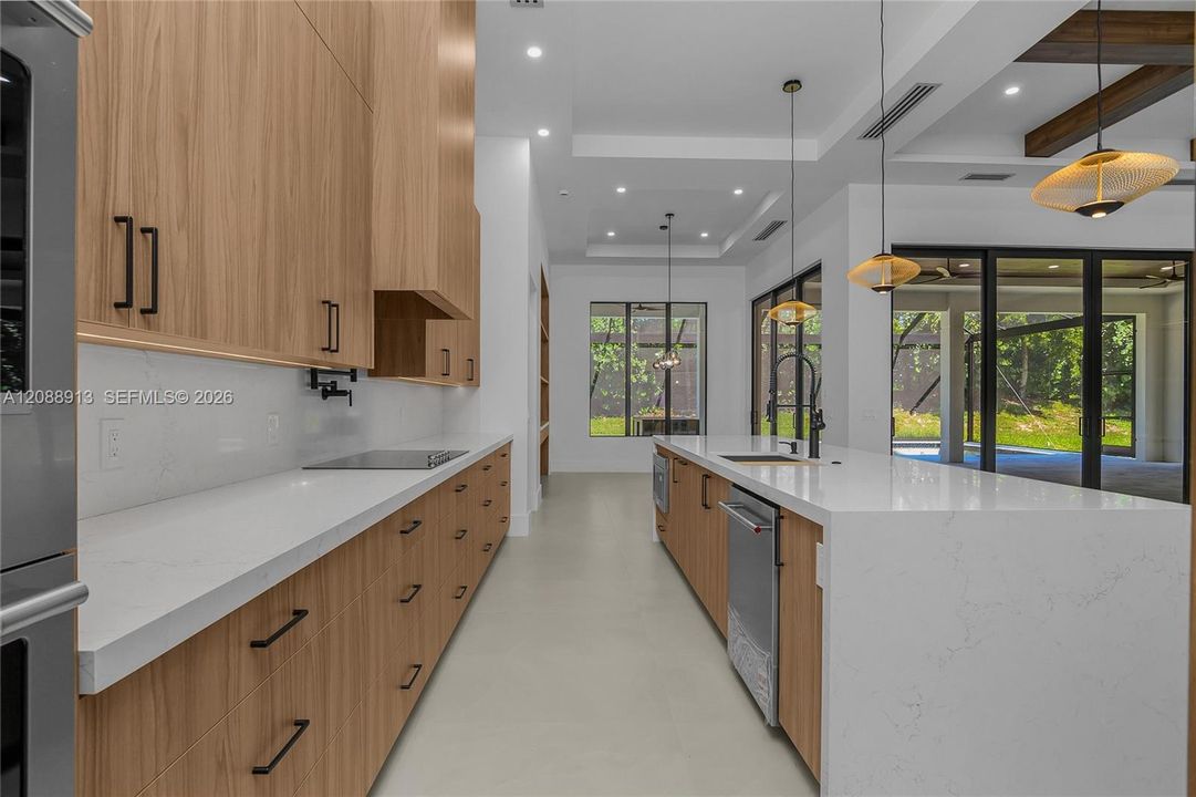 En Venta: $2,195,000 (5 camas, 4 baños, 0 Pies cuadrados)