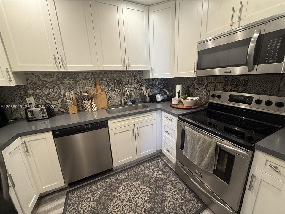En Venta: $199,900 (2 camas, 1 baños, 840 Pies cuadrados)