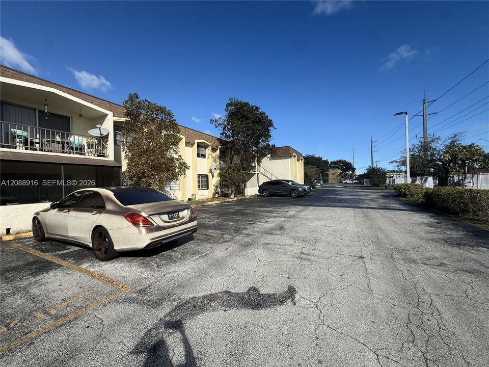 En Venta: $199,900 (2 camas, 1 baños, 840 Pies cuadrados)