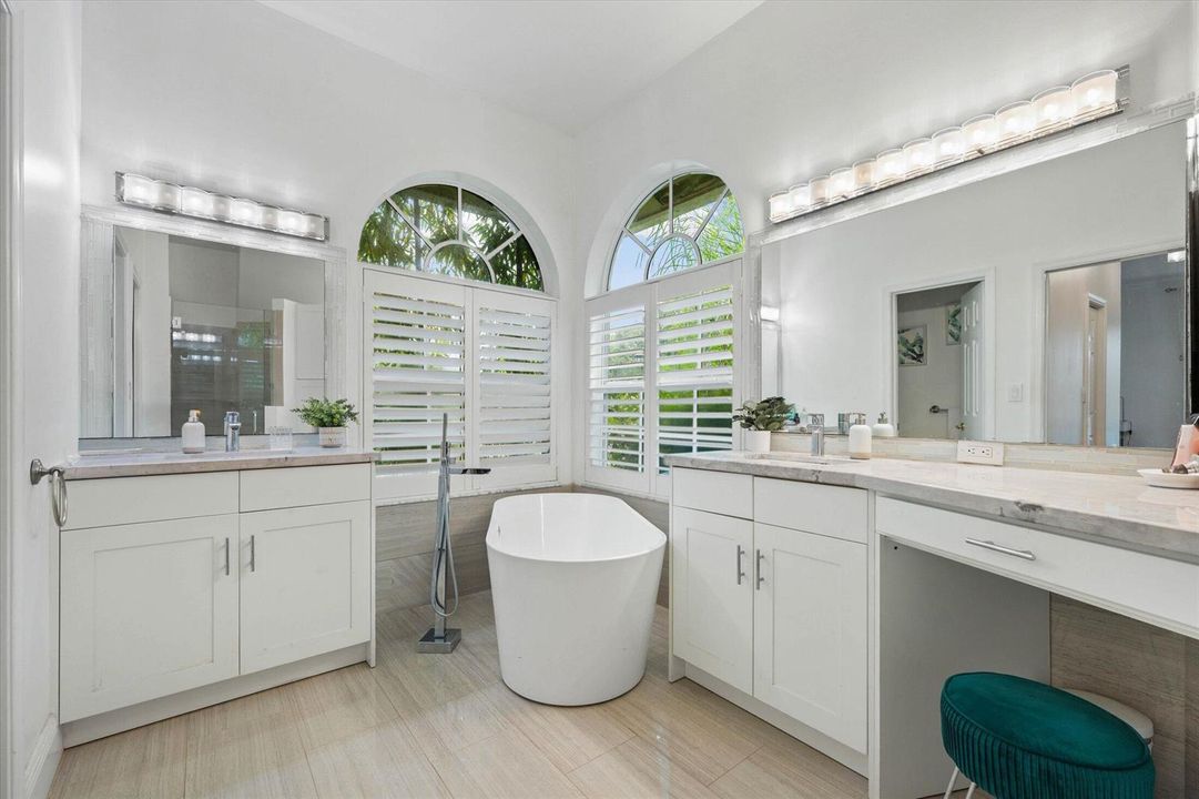 26-2647 Edgewater Dr, Weston-61
