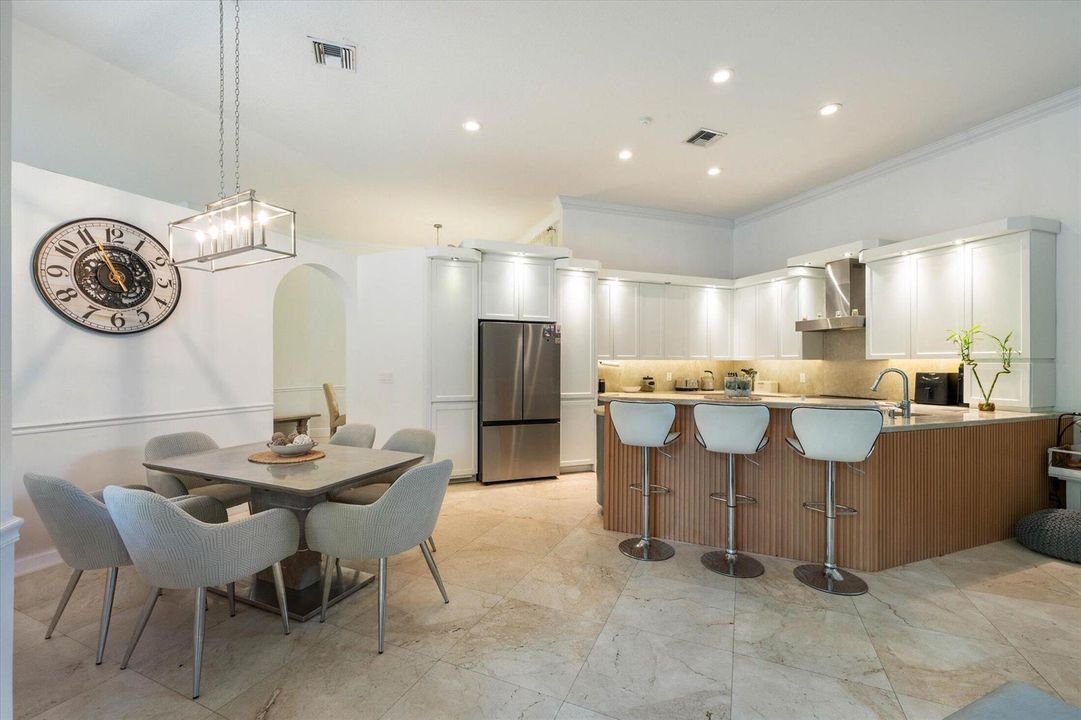 12-2647 Edgewater Dr, Weston-33