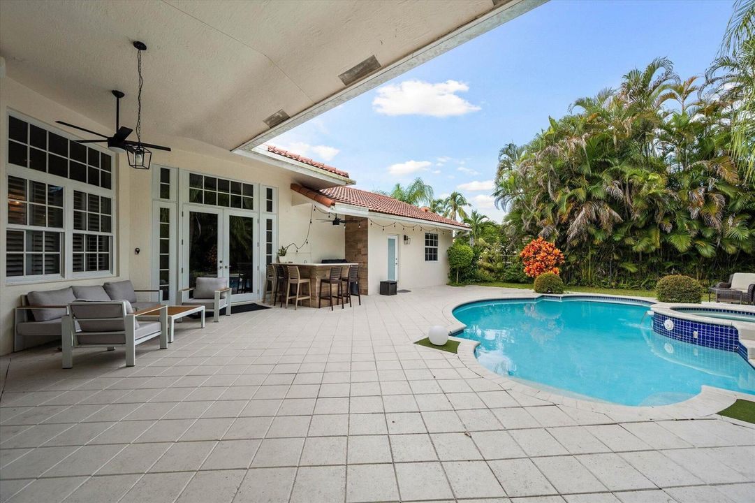 37-2647 Edgewater Dr, Weston-44