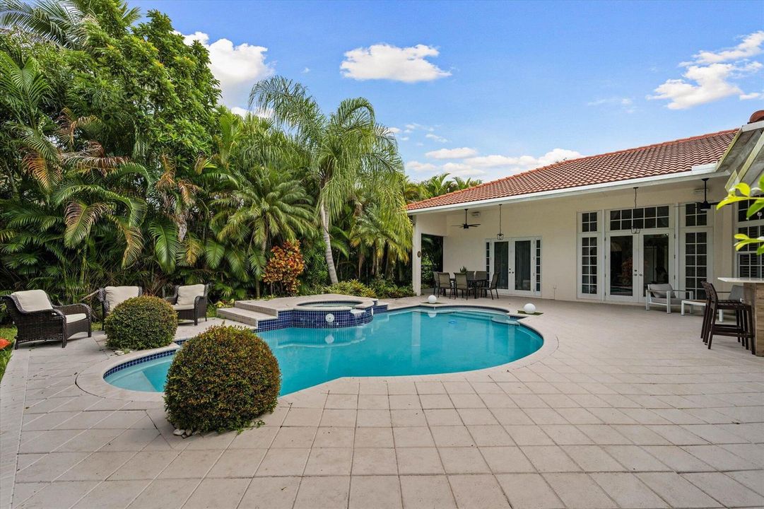 39-2647 Edgewater Dr, Weston-48