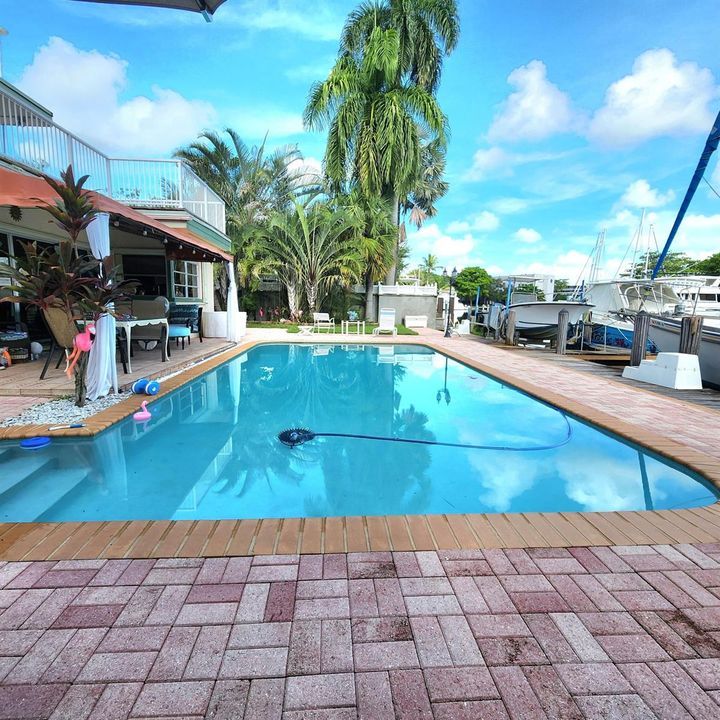 pool