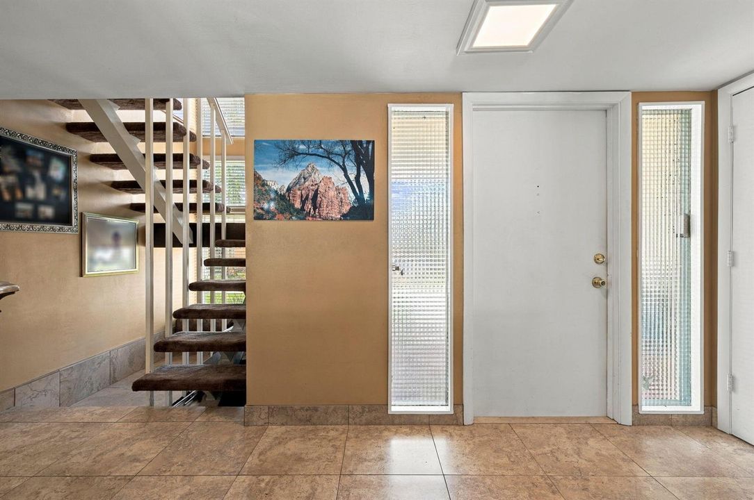 4-web-or-mls-1709-w-las-olas-blvd