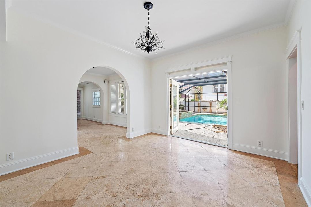 228 9th St-22