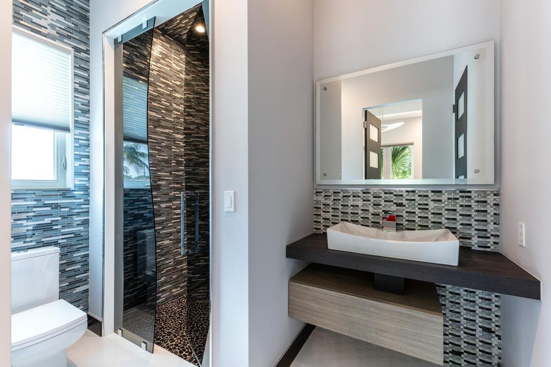 206 Arlington Rd West Palm-large-024-014