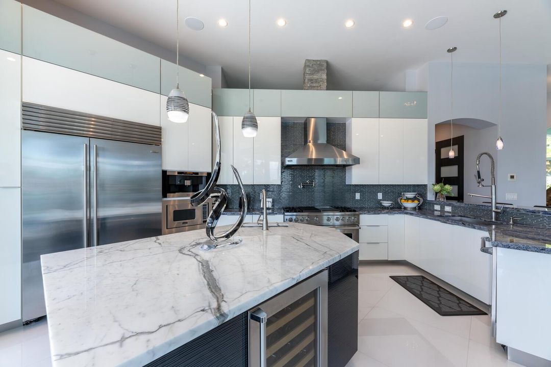 206 Arlington Rd West Palm-large-020-048