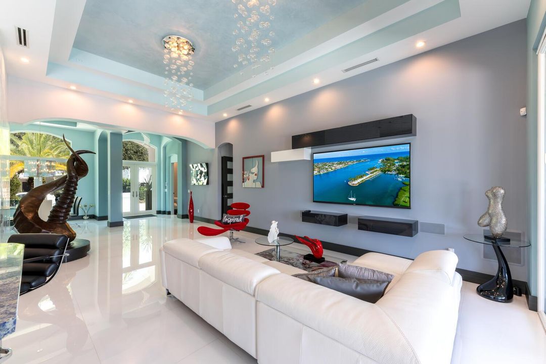 206 Arlington Rd West Palm-large-016-039