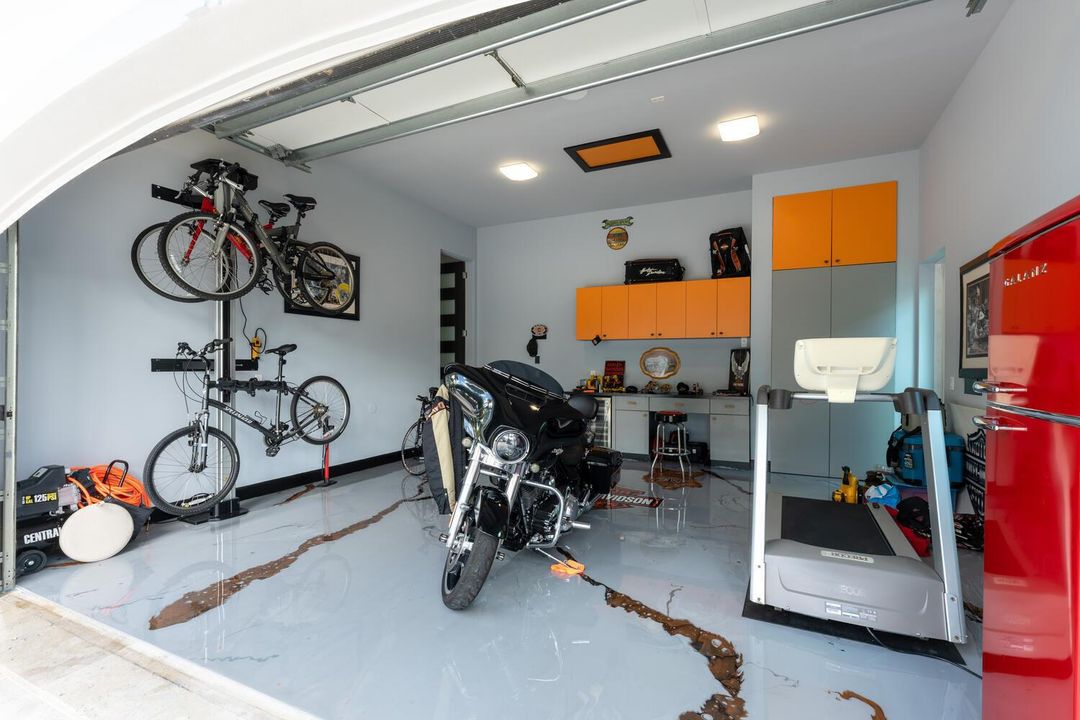 206 Arlington Rd West Palm-large-048-042