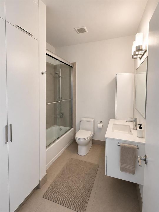 Upstairs Bathroom B2