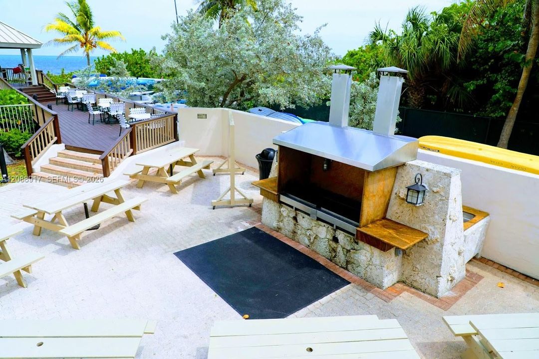 For Rent: $8,500 (2 beds, 2 baths, 1782 Square Feet)