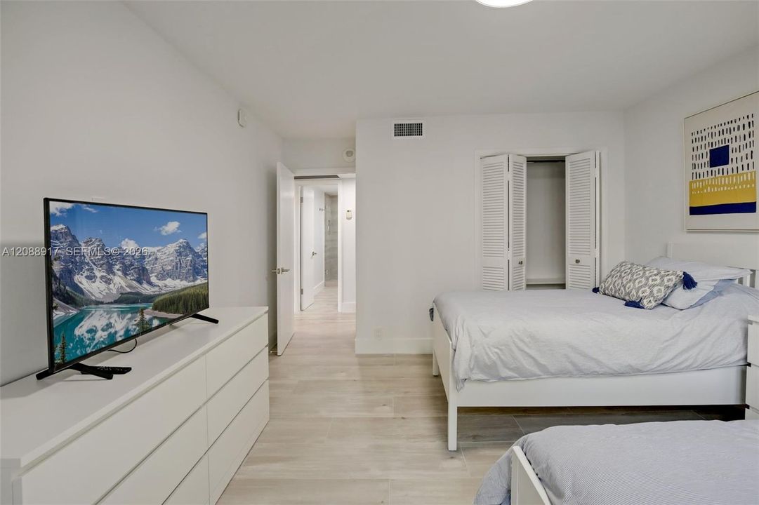 For Rent: $8,500 (2 beds, 2 baths, 1782 Square Feet)