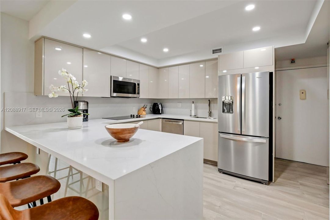 For Rent: $8,500 (2 beds, 2 baths, 1782 Square Feet)