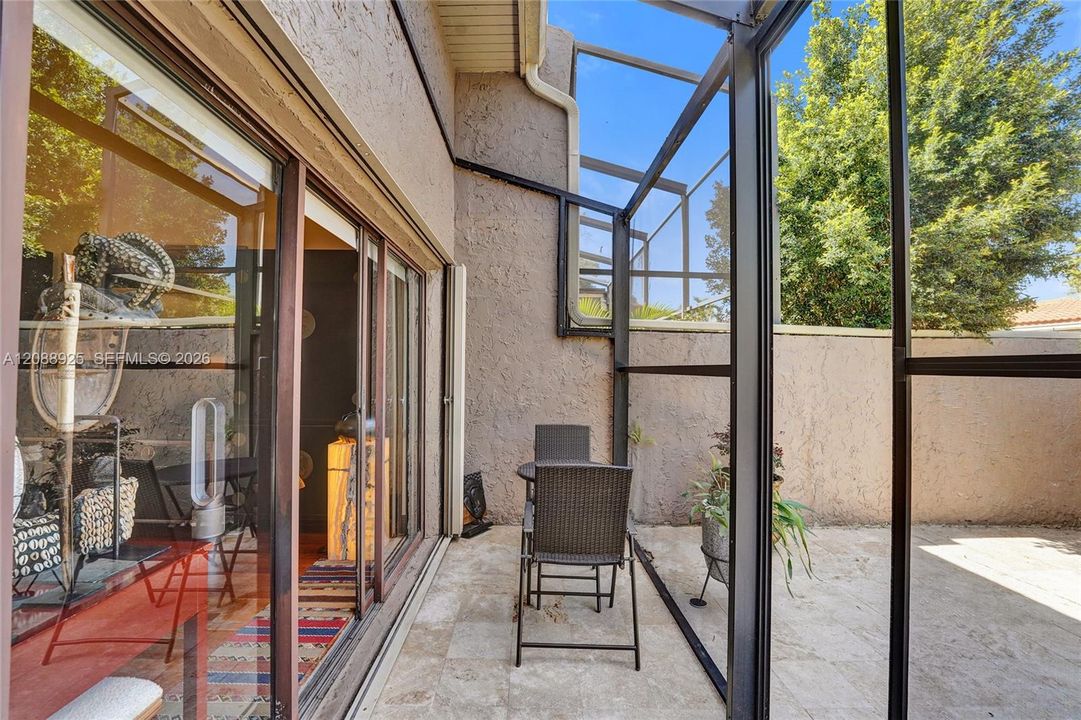 На продажу: $564,900 (3 спален, 3 ванн, 2350 Квадратных фут)