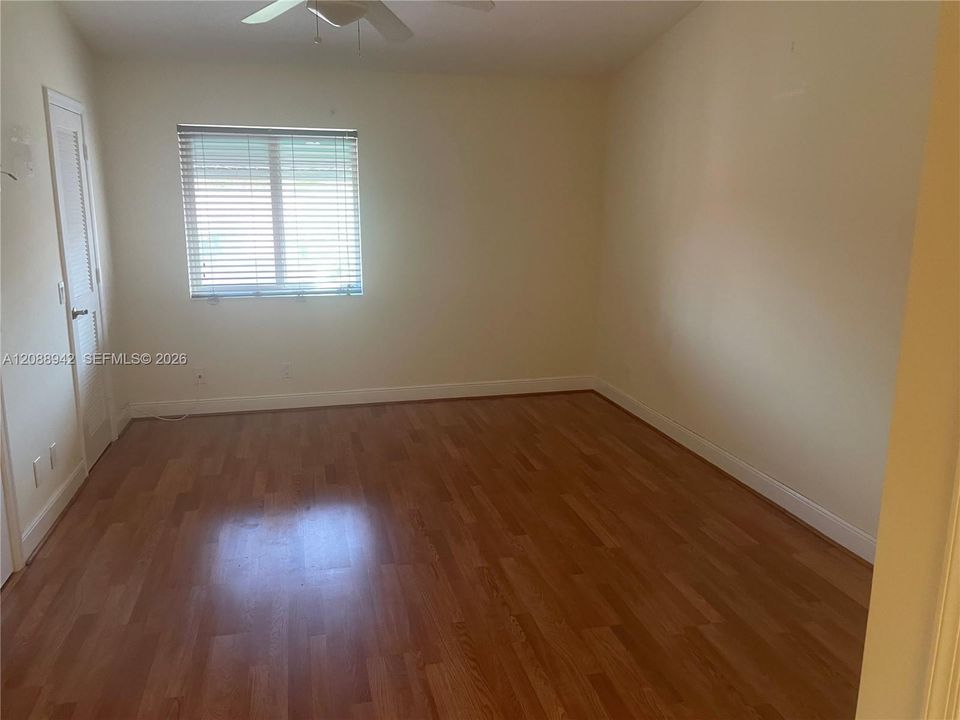 В аренду: $3,250 (3 спален, 3 ванн, 1728 Квадратных фут)