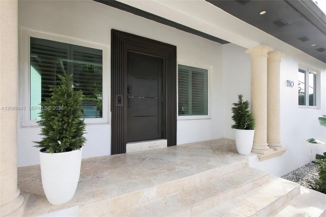 For Sale: $3,300,000 (3 beds, 2 baths, 2206 Square Feet)