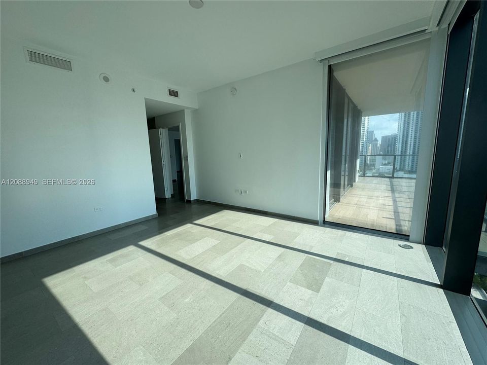 For Rent: $7,500 (2 beds, 2 baths, 1264 Square Feet)