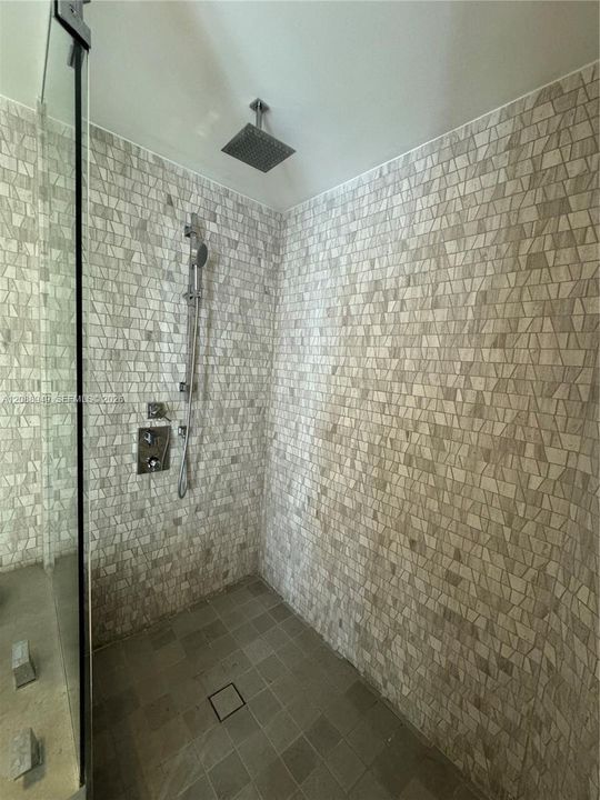 For Rent: $7,500 (2 beds, 2 baths, 1264 Square Feet)