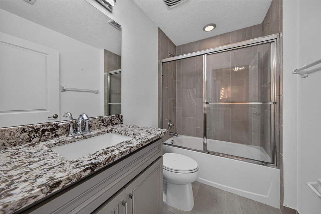 295 2nd bath 2