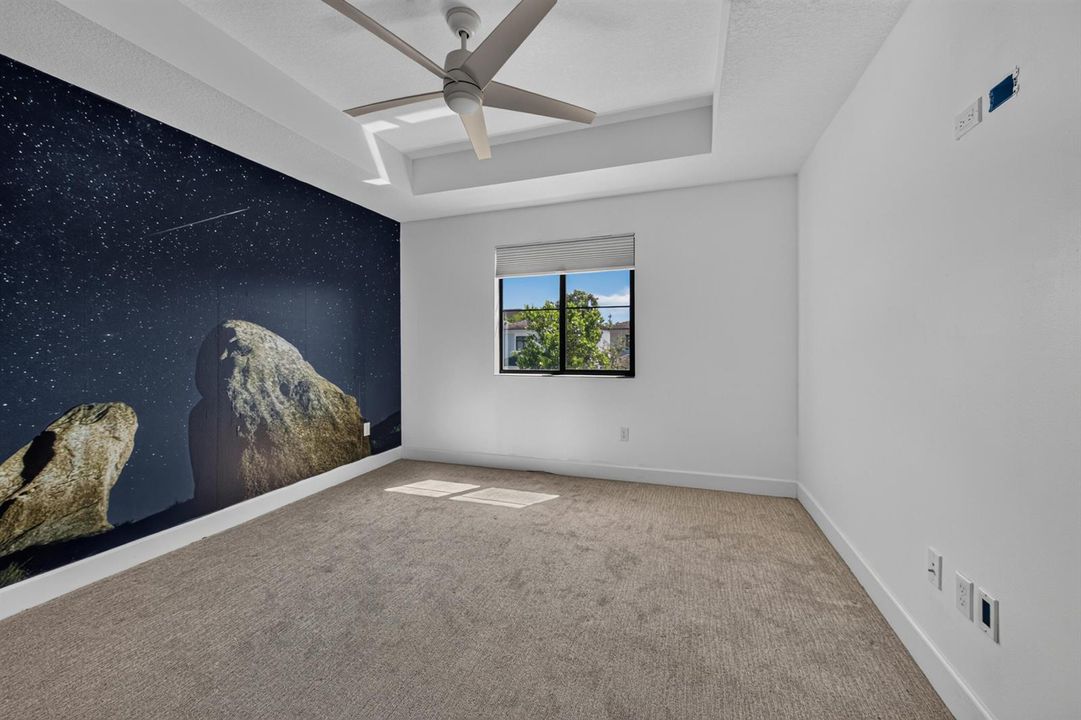 295 3rd bedroom