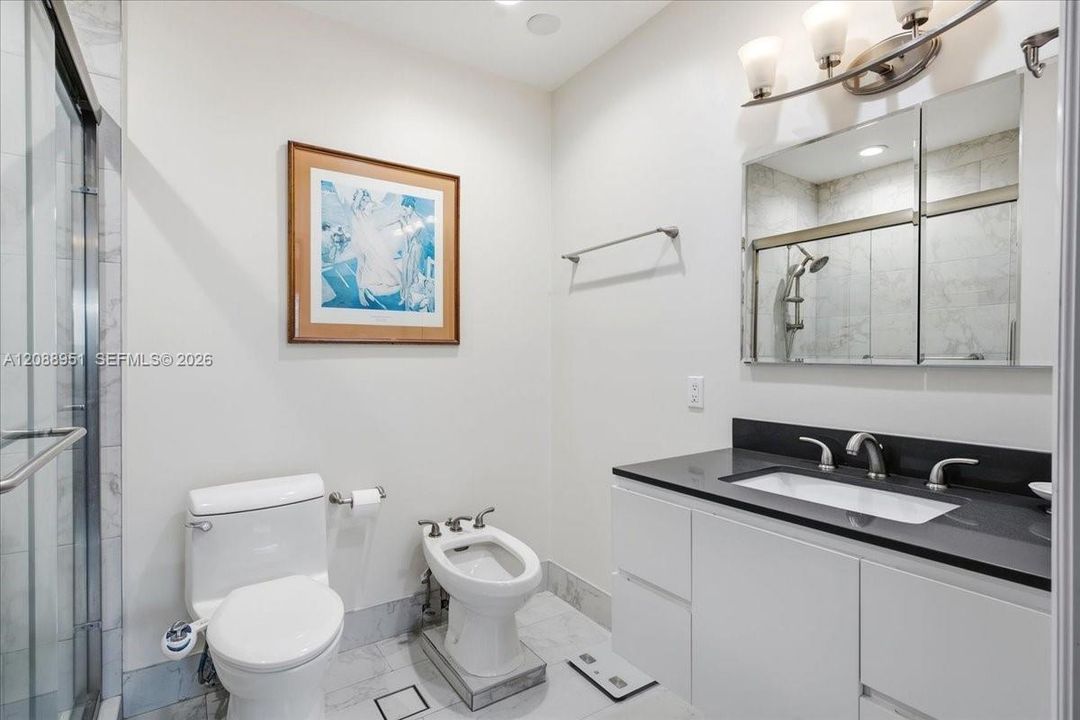 En Venta: $899,000 (4 camas, 2 baños, 1887 Pies cuadrados)
