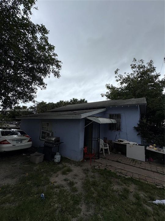 For Sale: $397,500 (0 beds, 0 baths, 1056 Square Feet)