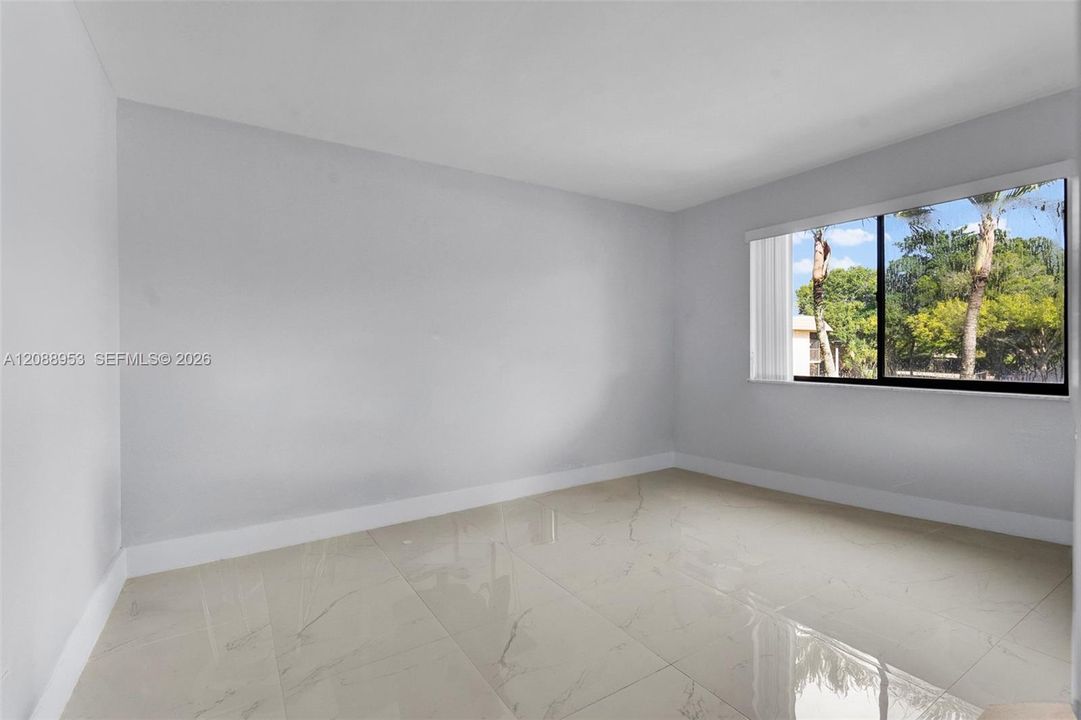 En Venta: $325,000 (2 camas, 2 baños, 1231 Pies cuadrados)