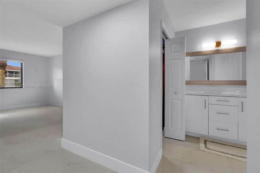 En Venta: $325,000 (2 camas, 2 baños, 1231 Pies cuadrados)
