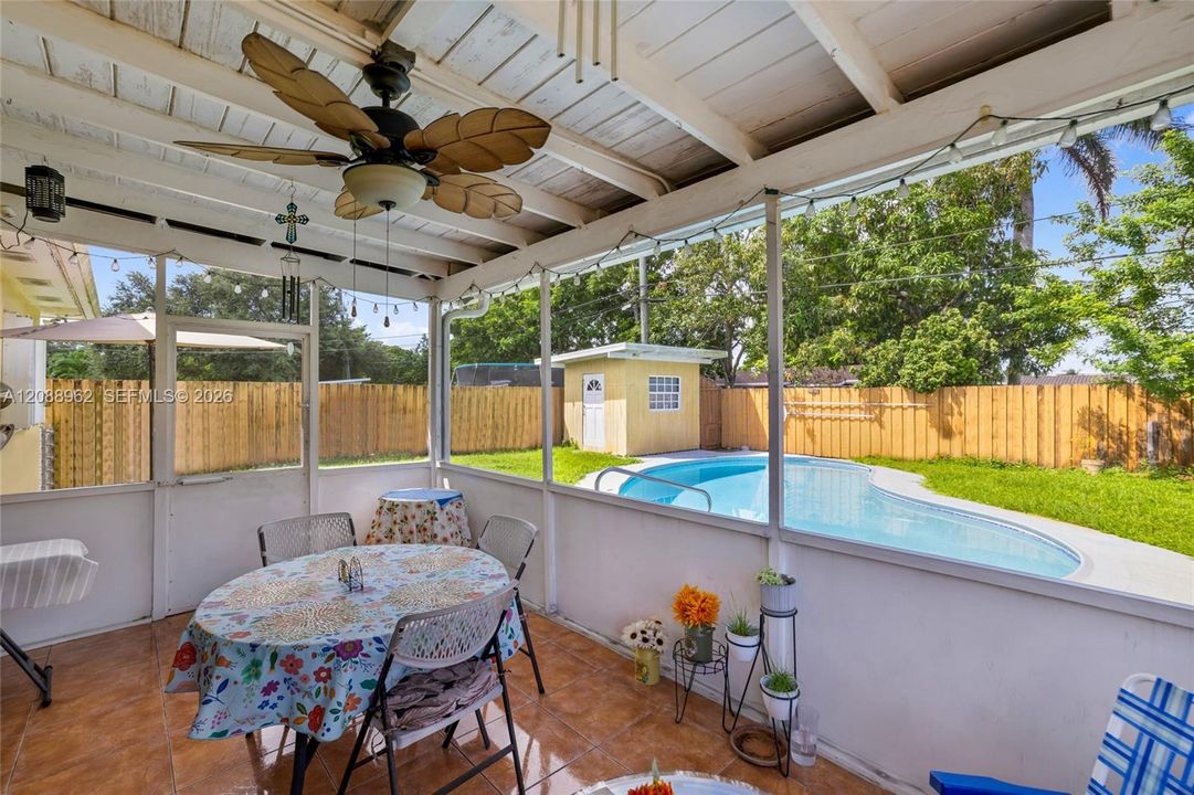 En Venta: $550,000 (3 camas, 2 baños, 1610 Pies cuadrados)