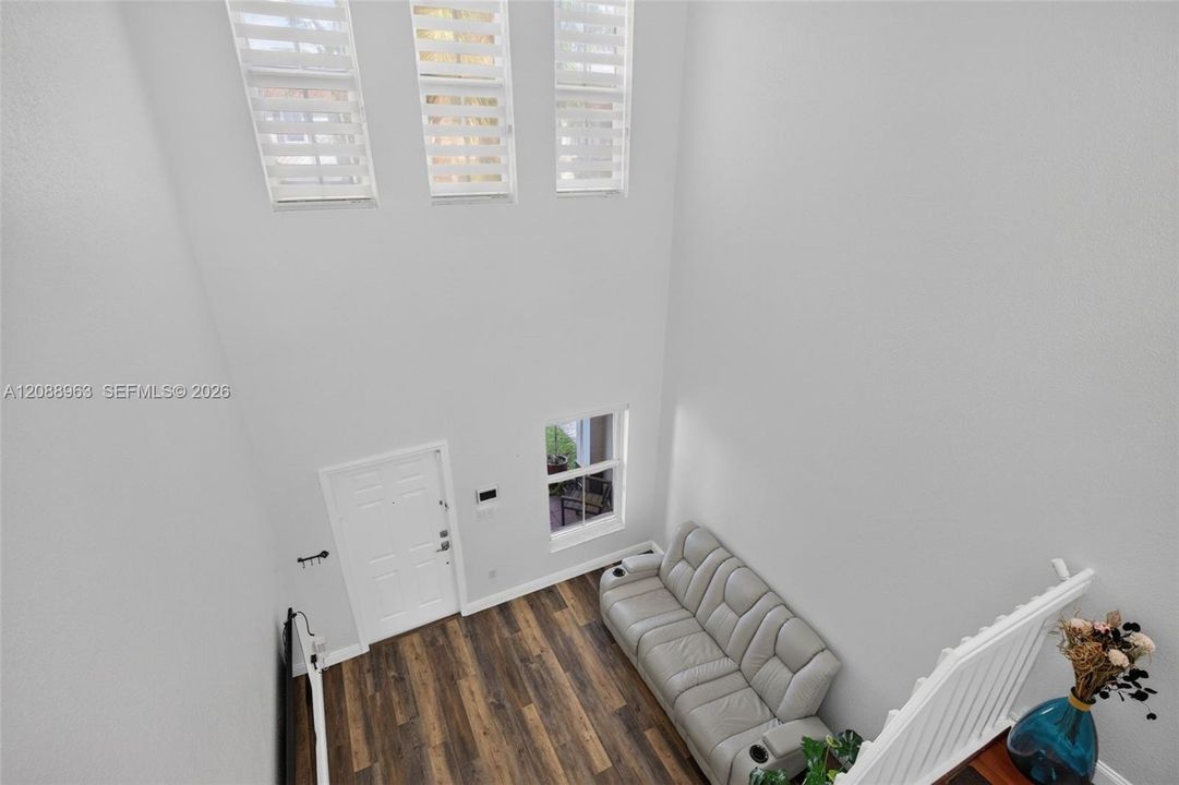 En Venta: $525,000 (2 camas, 2 baños, 1606 Pies cuadrados)