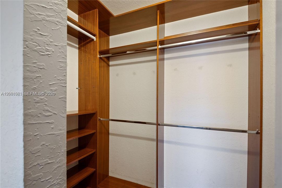 En Venta: $525,000 (2 camas, 2 baños, 1606 Pies cuadrados)