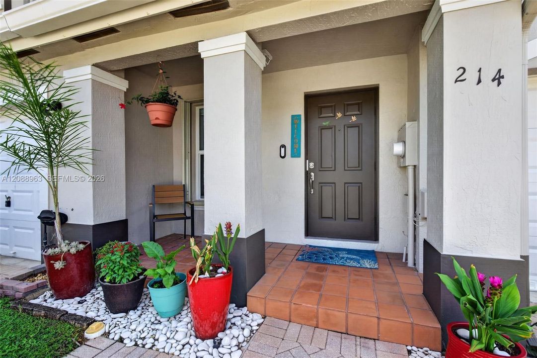 En Venta: $525,000 (2 camas, 2 baños, 1606 Pies cuadrados)