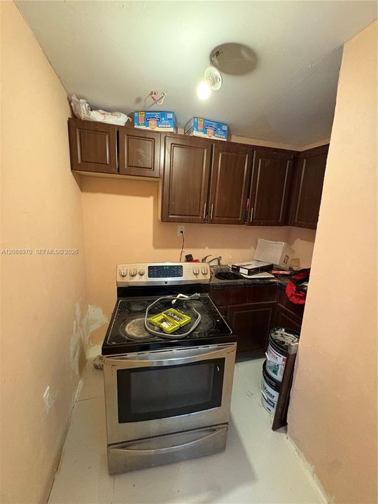 For Sale: $597,500 (0 beds, 0 baths, 897 Square Feet)