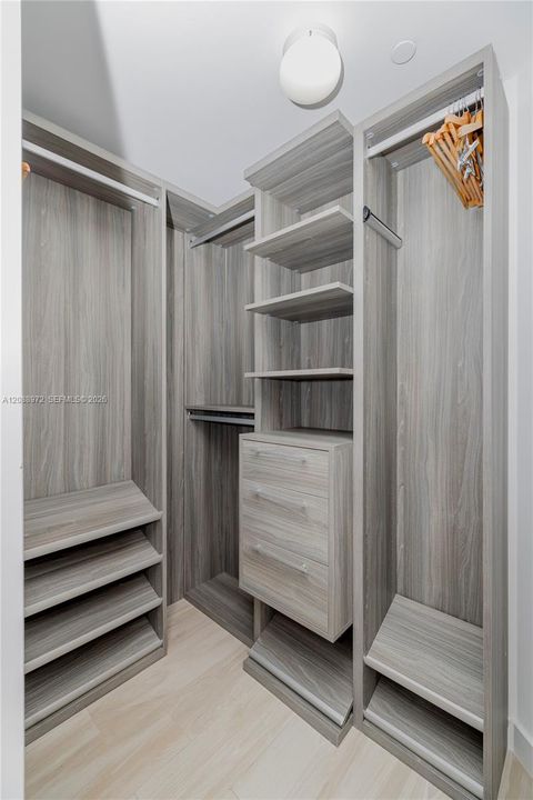 En Venta: $855,000 (2 camas, 2 baños, 1155 Pies cuadrados)