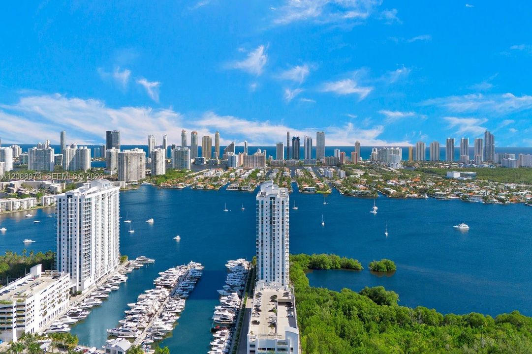 На продажу: $2,250,000 (3 спален, 3 ванн, 2386 Квадратных фут)