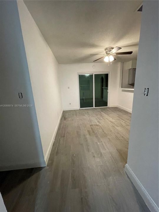 В аренду: $2,650 (4 спален, 2 ванн, 1626 Квадратных фут)