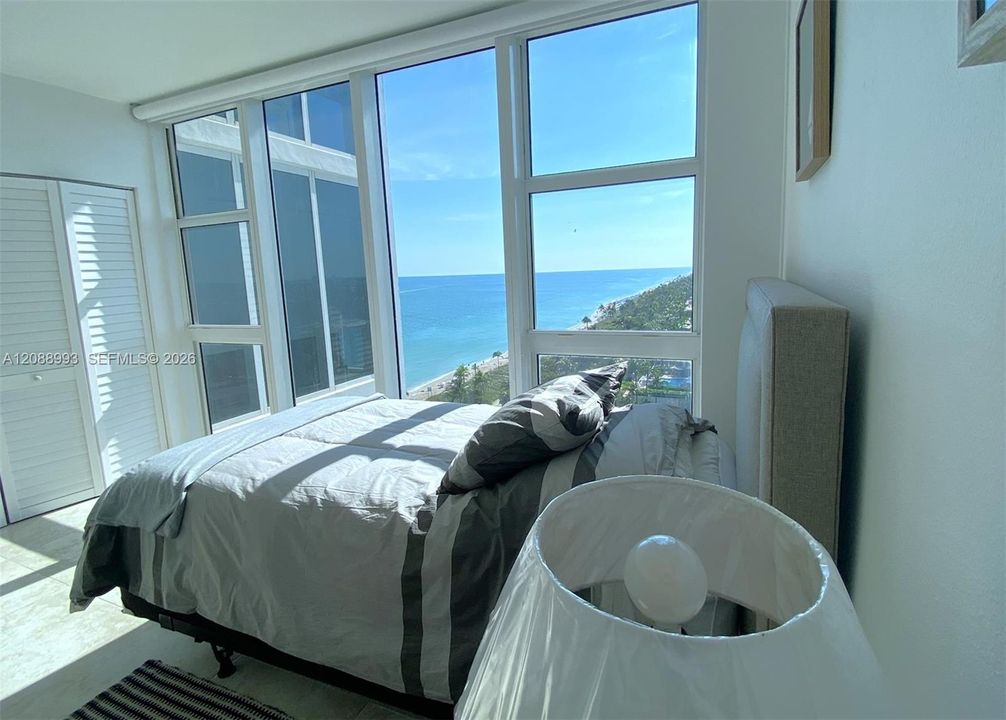 For Rent: $11,000 (2 beds, 2 baths, 1407 Square Feet)