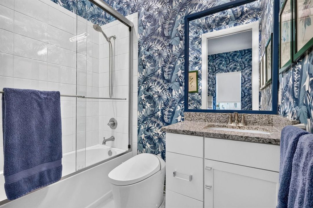 Guest Full Bathroom #2