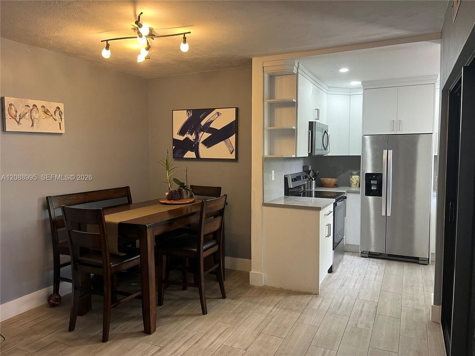 En Renta: $2,600 (2 camas, 1 baños, 1066 Pies cuadrados)
