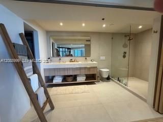 For Rent: $15,000 (2 beds, 2 baths, 2380 Square Feet)