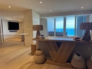 For Rent: $15,000 (2 beds, 2 baths, 2380 Square Feet)