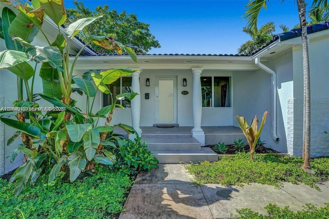 En Venta: $2,390,000 (3 camas, 2 baños, 2330 Pies cuadrados)