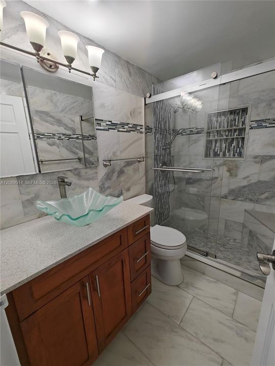 For Rent: $2,950 (2 beds, 2 baths, 990 Square Feet)
